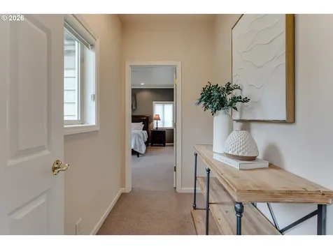 3247 Lakeside Drive Eugene OR 97401