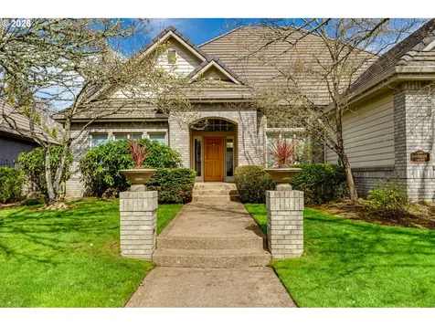 3247 Lakeside Drive Eugene OR 97401