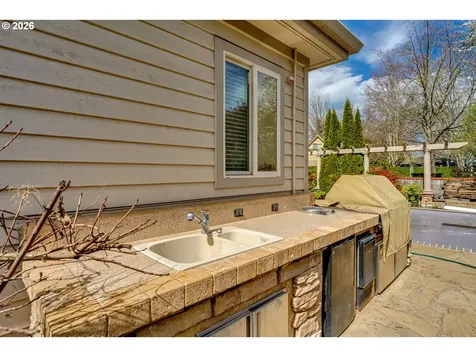 3247 Lakeside Drive Eugene OR 97401