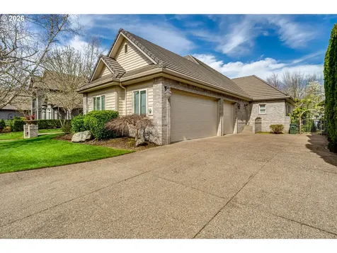 3247 Lakeside Drive Eugene OR 97401