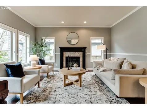 3247 Lakeside Drive Eugene OR 97401