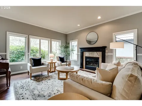 3247 Lakeside Drive Eugene OR 97401