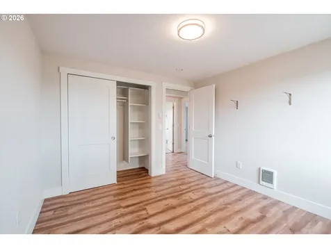 10471 Wagon Road NE Mt. Angel OR 97362