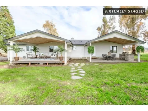 10471 Wagon Road NE Mt. Angel OR 97362