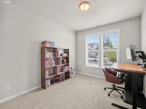 38432 Maple Street Sandy OR 97055