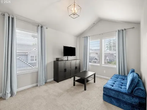38432 Maple Street Sandy OR 97055