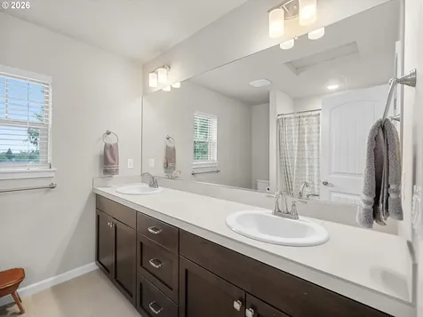 38432 Maple Street Sandy OR 97055