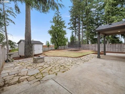 38432 Maple Street Sandy OR 97055
