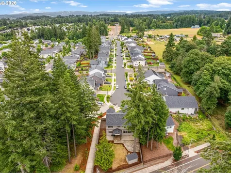 38432 Maple Street Sandy OR 97055