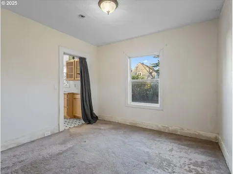 4614 NE 96th Avenue Portland OR 97220