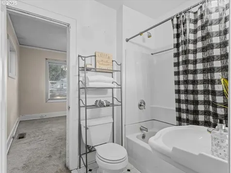 4614 NE 96th Avenue Portland OR 97220