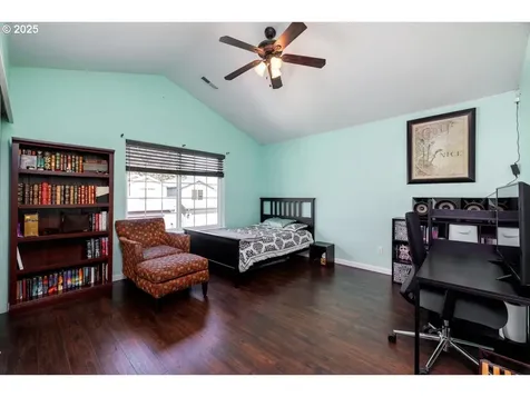 10600 NW 321st Avenue North Plains OR 97133