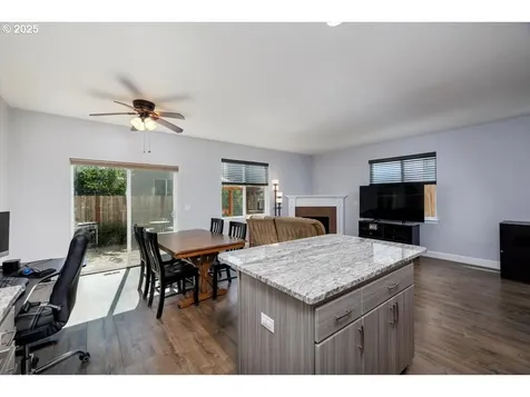 10600 NW 321st Avenue North Plains OR 97133