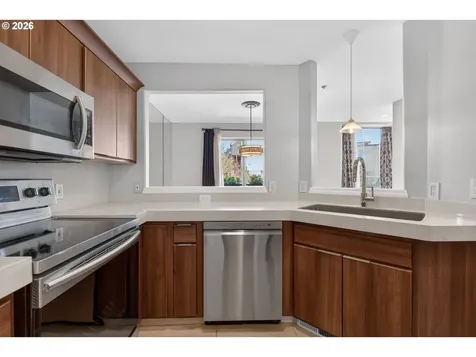 18720 SW Boones Ferry Road Tualatin OR 97062