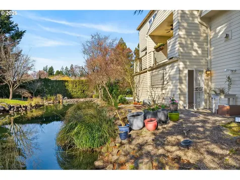 18720 SW Boones Ferry Road Tualatin OR 97062