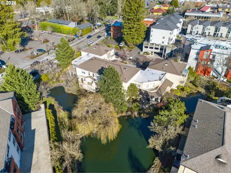 18720 SW Boones Ferry Road Tualatin OR 97062