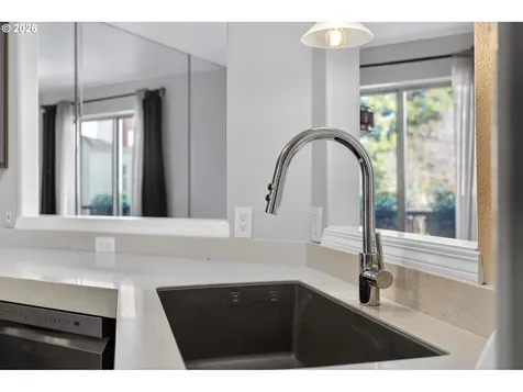 18720 SW Boones Ferry Road Tualatin OR 97062