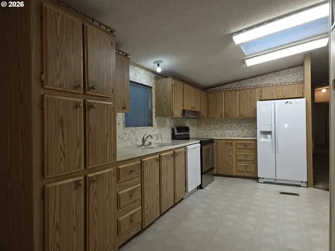 13115 SE Foster Road Portland OR 97236