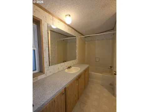 13115 SE Foster Road Portland OR 97236