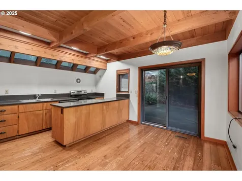 3070 Hendricks Hill Drive Eugene OR 97403