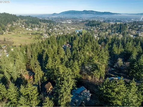 3070 Hendricks Hill Drive Eugene OR 97403