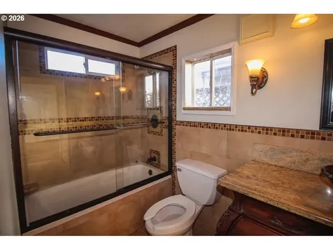6113 SE 89th Avenue Portland OR 97266