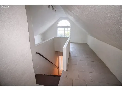 6113 SE 89th Avenue Portland OR 97266