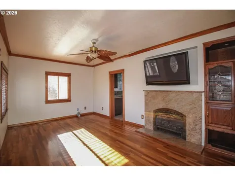 6113 SE 89th Avenue Portland OR 97266