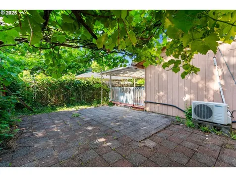 2346 SE 90th Avenue Portland OR 97216