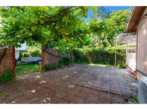 2346 SE 90th Avenue Portland OR 97216