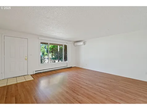 2346 SE 90th Avenue Portland OR 97216