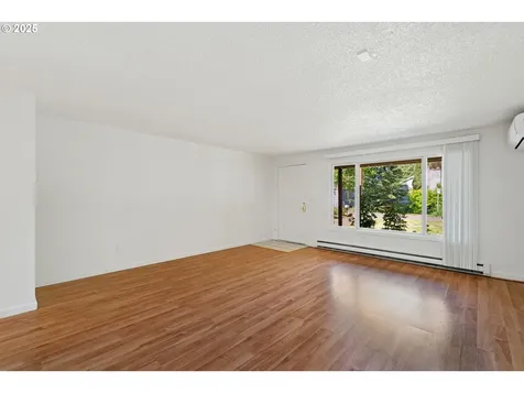 2346 SE 90th Avenue Portland OR 97216