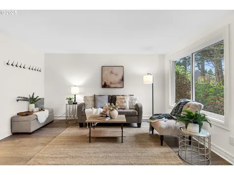 11305 SW 45th Avenue Portland OR 97219