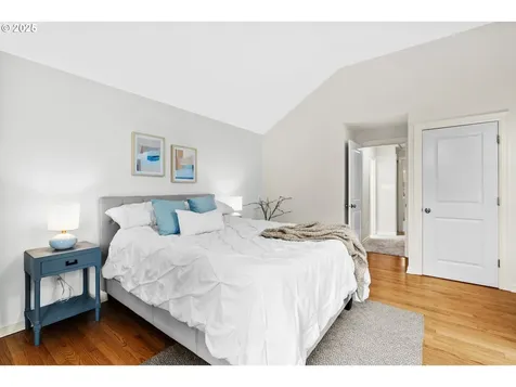 11305 SW 45th Avenue Portland OR 97219