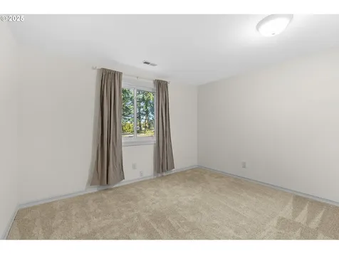 11305 SW 45th Avenue Portland OR 97219