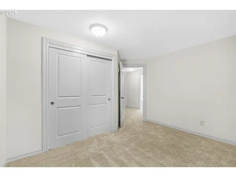11305 SW 45th Avenue Portland OR 97219