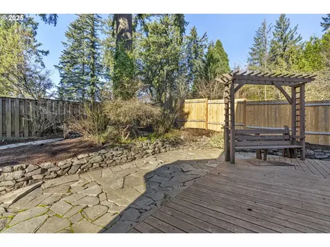 11305 SW 45th Avenue Portland OR 97219