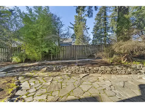 11305 SW 45th Avenue Portland OR 97219