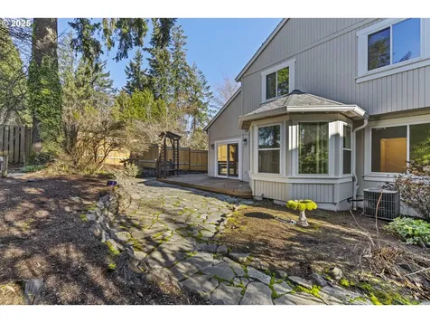 11305 SW 45th Avenue Portland OR 97219