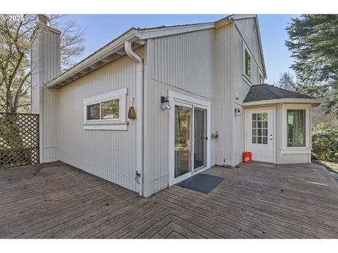 11305 SW 45th Avenue Portland OR 97219