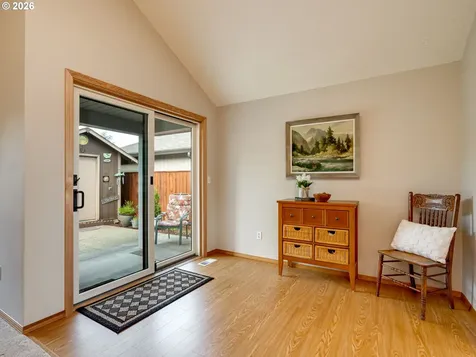 638 S 25th Court Cornelius OR 97113