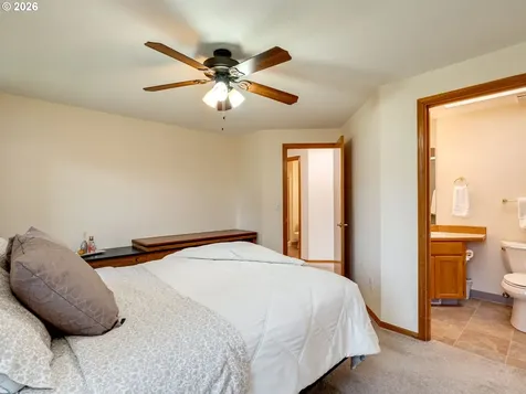 638 S 25th Court Cornelius OR 97113