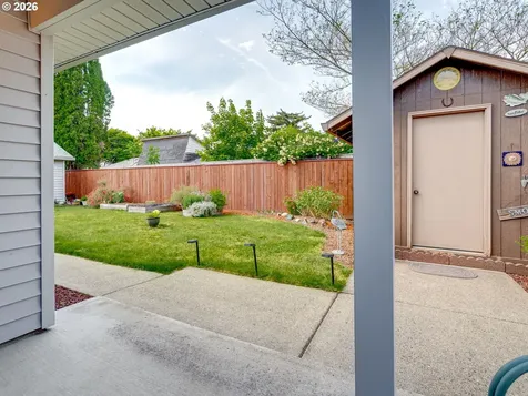 638 S 25th Court Cornelius OR 97113