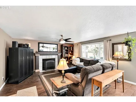 3088 NE 1st Court Hillsboro OR 97124
