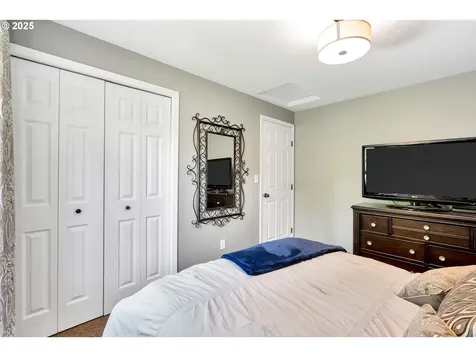 3088 NE 1st Court Hillsboro OR 97124