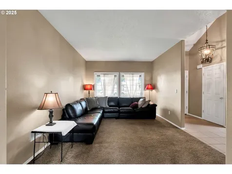 3088 NE 1st Court Hillsboro OR 97124
