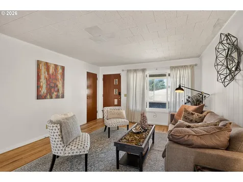 615 NE Hill Street Sheridan OR 97378