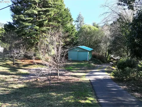 308 Winchuck River Road Brookings OR 97415