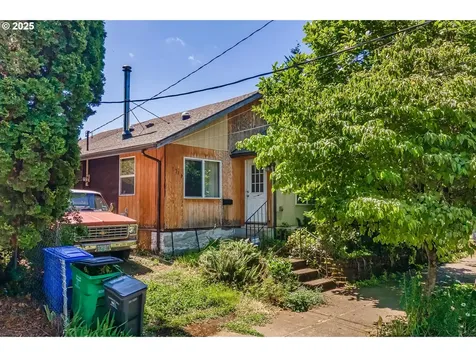 1210 NE Lenore Street Portland OR 97211