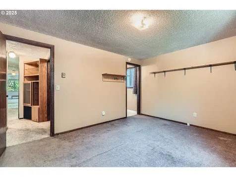4517 NE 44th Street Vancouver WA 98661